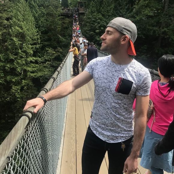 Meet your Posher, Ben - Picture 1 of 1